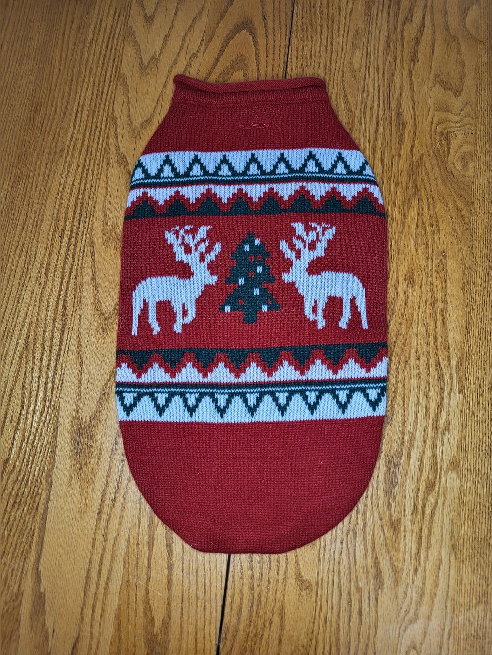 ✨️Beaver Canoe Holiday Dog Sweater XL